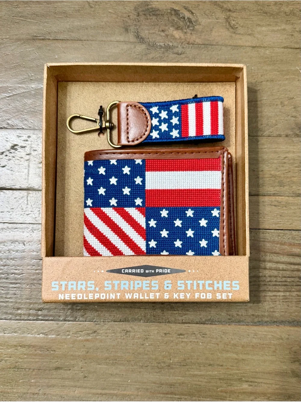 NWT The Kraftsman Co American Flag Needlepoint Wallet & Key Fob Set